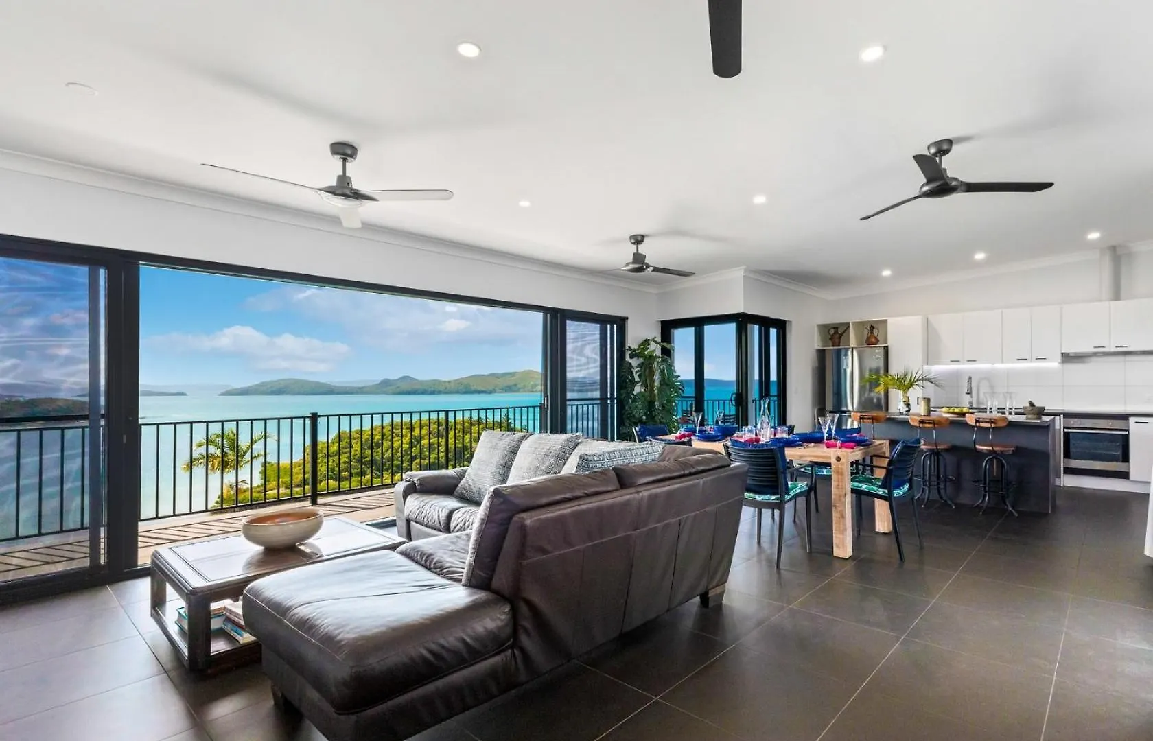 Panorama At Shute Harbour Villa Holiday home